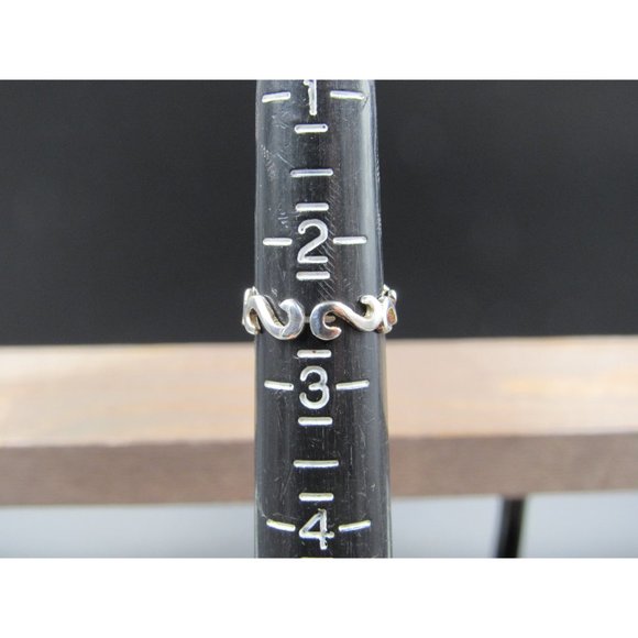 Size 2.5 Sterling Silver Small Fancy Swirls Toe Band Ring Vintage Statement - Picture 6 of 8